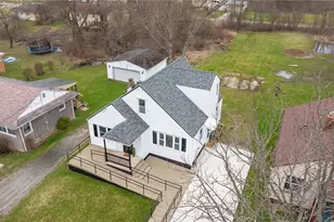 2526 Stocker Ave, Youngstown, OH 44505 - Photo 6