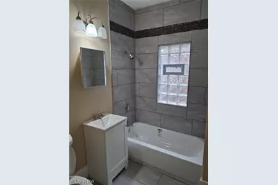 3399 E 140 Street #3, Loveland, OH 44120 - Photo 2