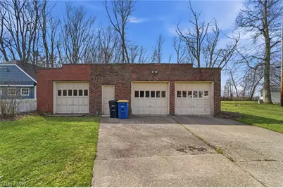 2679 Walnut Boulevard, Ashtabula, OH 44004 - Photo 32