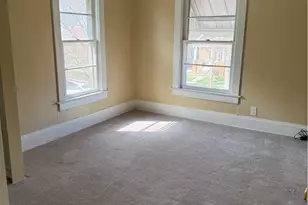 717 N Dawson St, Uhrichsville, OH 44683 - Photo 12