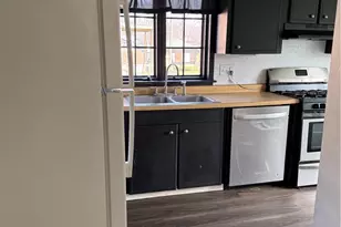 717 N Dawson St, Uhrichsville, OH 44683 - Photo 8