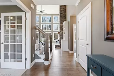 10900 Angela Drive, Kirtland, OH 44094 - Photo 4