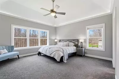 10900 Angela Drive, Kirtland, OH 44094 - Photo 8