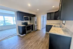 1045 E 347th St, Eastlake, OH 44095 - Photo 14