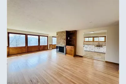 11685 Mills Road, Garrettsville, OH 44231 - Photo 10