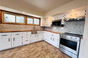 11685 Mills Rd, Garrettsville, OH 44231 - Photo 8