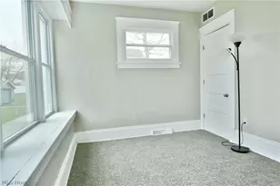 163 N Chestnut Ave, Niles, OH 44446 - Photo 24