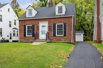 3750 Bainbridge Road, Cleveland Heights, OH 44118 - Photo 2