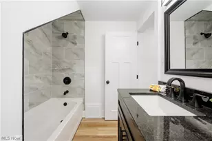 3750 Bainbridge Rd, Cleveland Heights, OH 44118 - Photo 22