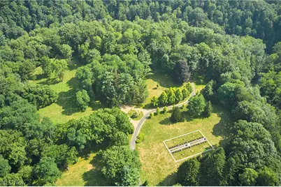 1200 Yellow Creek Lane, Akron, OH 44333 - Photo 2