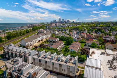 1240 W 70th Street, Loveland, OH 44102 - Photo 6