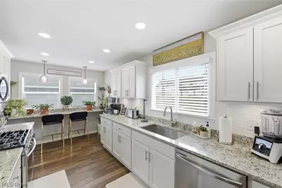 735 Allison Avenue, Lorain, OH 44052 - Photo 14