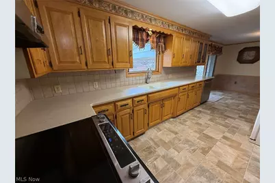 1728 State Route 39 NE, New Philadelphia, OH 44663 - Photo 6