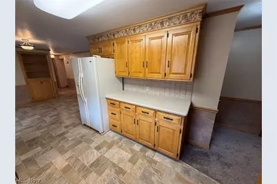 1728 State Route 39 NE, New Philadelphia, OH 44663 - Photo 8