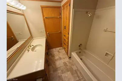 1728 State Route 39 NE, New Philadelphia, OH 44663 - Photo 20