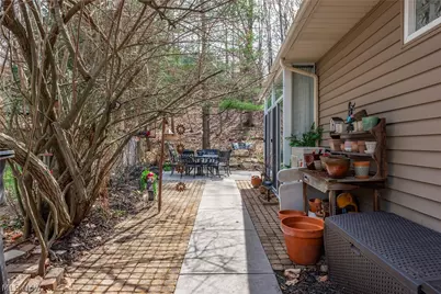 257 Windward Drive, Elyria, OH 44035 - Photo 38