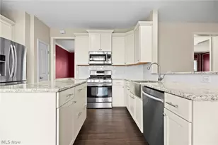 924 Theora Dr, Brunswick, OH 44212 - Photo 16