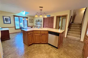 6340 Mallard Creek Run, Lorain, OH 44053 - Photo 16