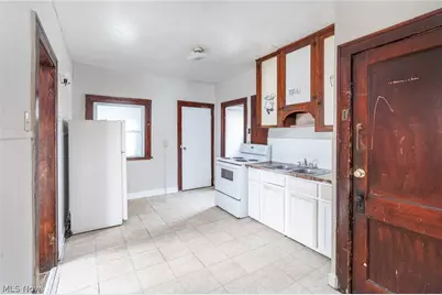 1816 E 34th Street, Lorain, OH 44055 - Photo 8