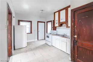 1816 E 34th St, Lorain, OH 44055 - Photo 8