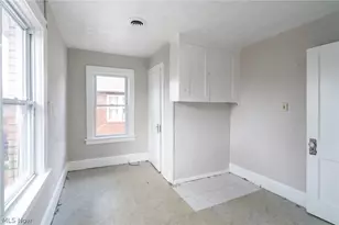 1816 E 34th St, Lorain, OH 44055 - Photo 14