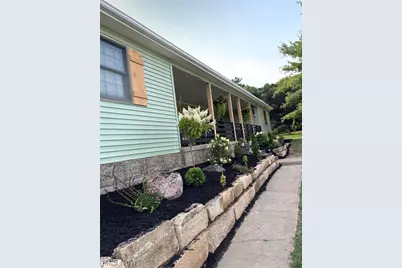 10380 Quarry Road, Amherst, OH 44001 - Photo 2