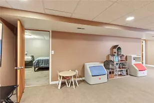 134 Hazelwood Ave, Barberton, OH 44203 - Photo 28