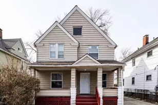 2142 W 105th St, Loveland, OH 44102 - Photo 1
