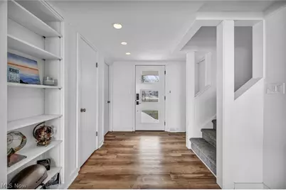 32321 Lake Shore Boulevard, Willowick, OH 44095 - Photo 4