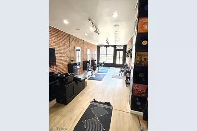 605 Putnam Avenue, Zanesville, OH 43701 - Photo 4