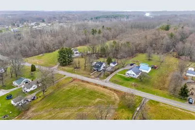 14244 Atwater Avenue NE, Alliance, OH 44601 - Photo 48