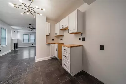 17005 Mapleboro Avenue, Maple Heights, OH 44137 - Photo 12
