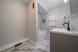 17005 Mapleboro Ave, Maple Heights, OH 44137 - Photo 18