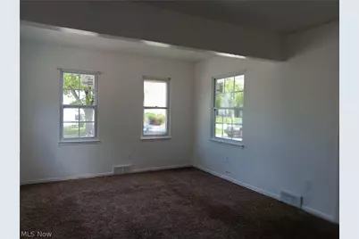 12405 Emery Avenue, Loveland, OH 44135 - Photo 6