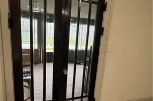 9805 Lake Ave, Loveland, OH 44102 - Photo 6