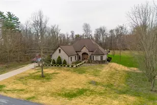 44290 Denise Ln, St Clairsville, OH 43950 - Photo 8