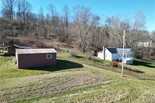 31785 Piedmont-Freeport Rd, Freeport, OH 43973 - Photo 8
