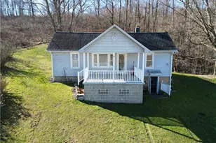 31785 Piedmont-Freeport Rd, Freeport, OH 43973 - Photo 2