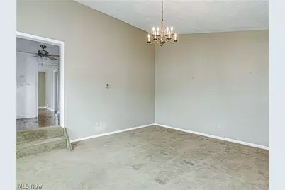 15606 Scottsdale Boulevard, Huber Heights, OH 44120 - Photo 20