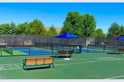 9119 Chatham Circle, North Ridgeville, OH 44039 - Photo 38