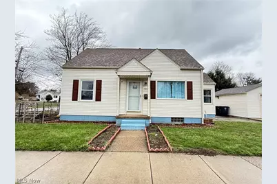 1068 Easton Drive, Akron, OH 44310 - Photo 2