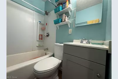 1068 Easton Drive, Akron, OH 44310 - Photo 18