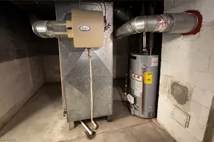 350 Panorama Dr, Green Hills, OH 44131 - Photo 40