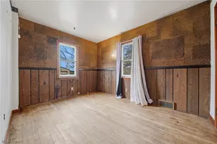 163 E Ford Ave, Barberton, OH 44203 - Photo 20