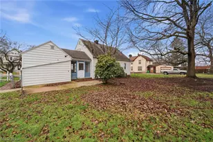 163 E Ford Ave, Barberton, OH 44203 - Photo 40