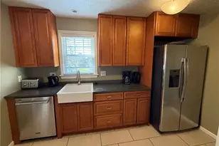 1924 Powell Ave, Cleveland Heights, OH 44118 - Photo 10