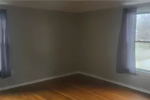 21971 Crystal Ave, Euclid, OH 44123 - Photo 8