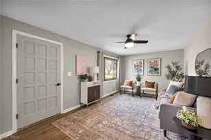 7366 Primrose Dr, Mentor on the Lake, OH 44060 - Photo 6