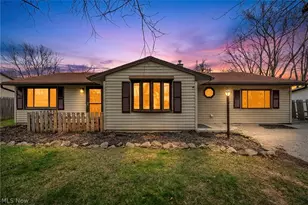 7366 Primrose Dr, Mentor on the Lake, OH 44060 - Photo 2