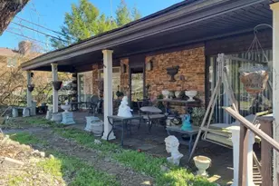 129 Preston Rd, Steubenville, OH 43953 - Photo 4